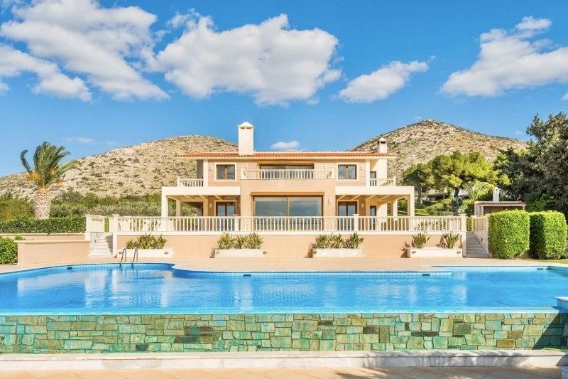 Vila prie Juros Graikijoje